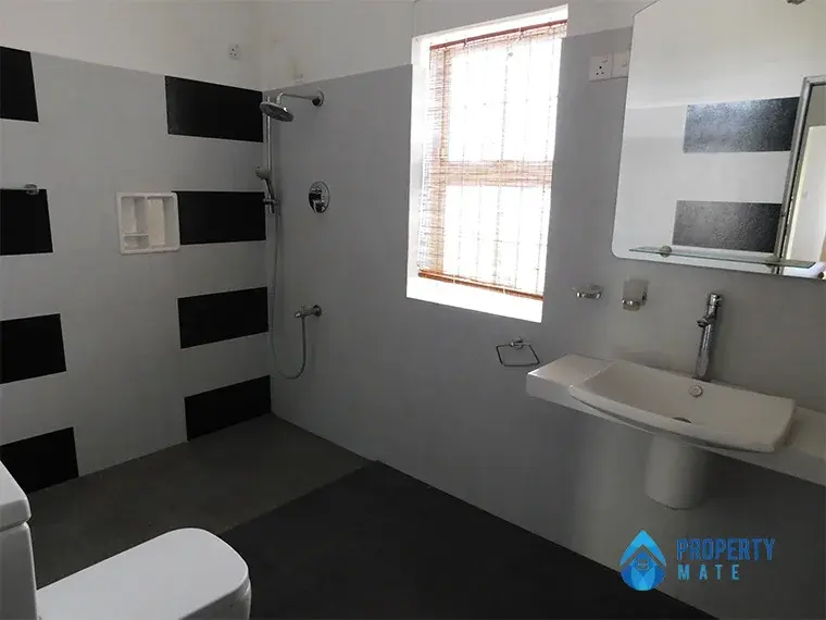 Three Storey House for Rent in Malabe